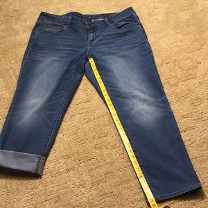 Apt 9 Denim Capri